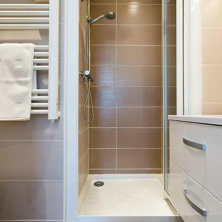 Apartament Teisseire *