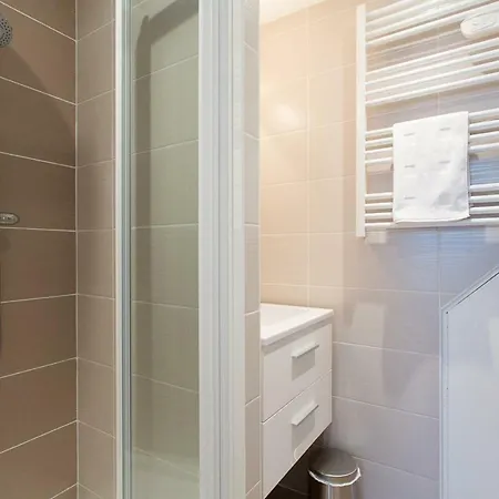 Teisseire Apartment